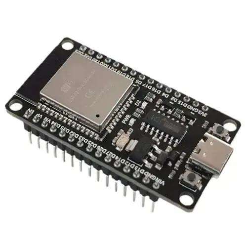لوحة تطوير ESP32 بشريحة CH340 ومنفذ USB Type-C وWiFi وBluetooth