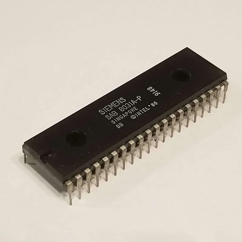معالج دقيق 8 بت SAB 8031A-P بغلاف DIP-40