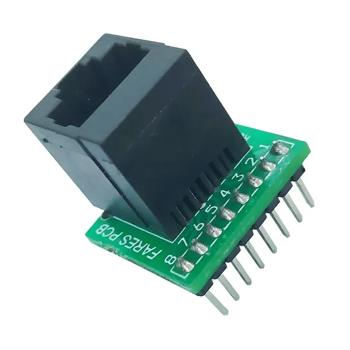 لوحة توصيل RJ45 إلى أطراف Pin Header بتركيب عمودي