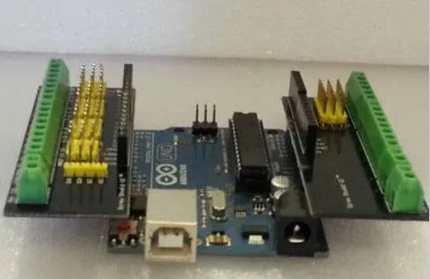 مجموعة SparkFun Proto ScrewShield v1.5 لـ Arduino UNO (تحتاج إلى لحام)