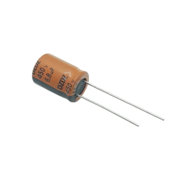 مكثف إلكتروليتي 6.8uF بجهد 450V وحرارة تشغيل 105°C للتثبيت الثقبي