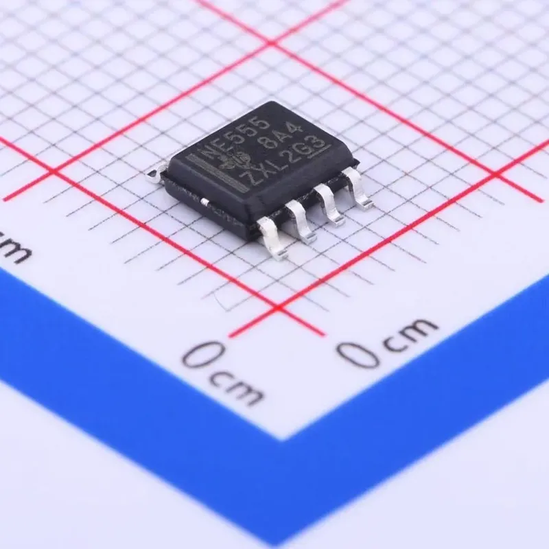 شريحة مؤقت NE555 متعددة الاستخدامات SMD بغلاف SOIC-8