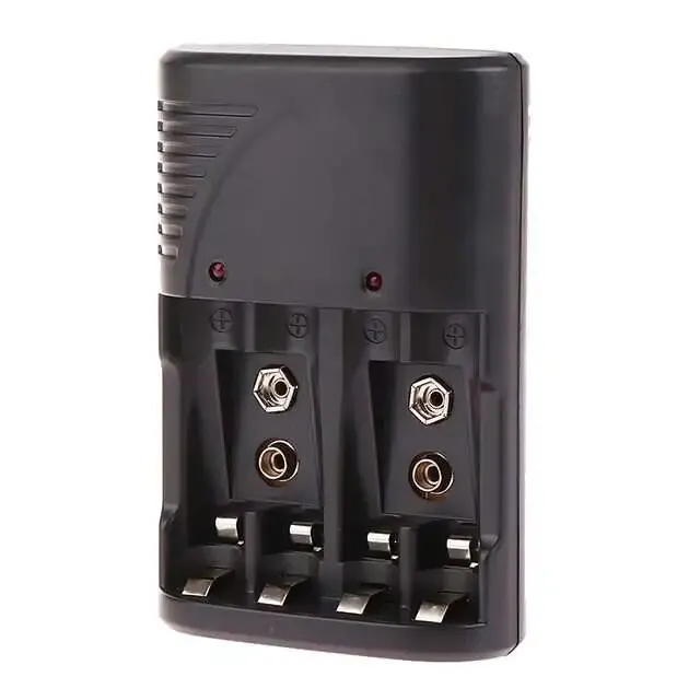 شاحن BESTON BST-C802 لبطاريات AA وAAA و9V من نوع Ni-MH وNi-CD