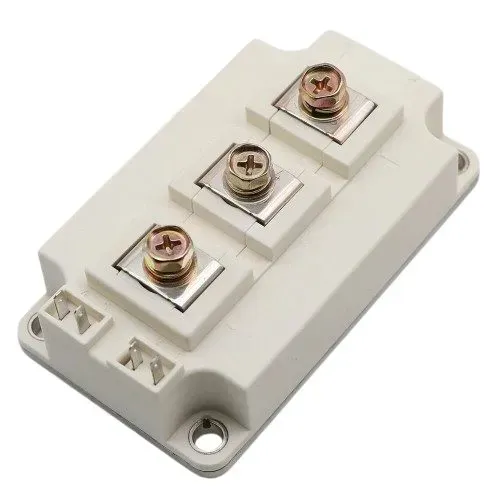 وحدة IGBT للقدرة FF200R12KE3_B2 بجهد 1200 V وتيار 295 A