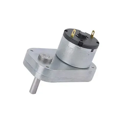 محرك تروس تيار مستمر 6438-520 بجهد 12V وسرعة 95 دورة في الدقيقة