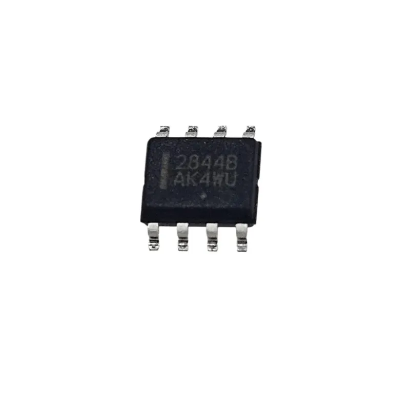 شريحة UC2844B متحكم PWM بتردد ثابت وتحكم بالتيار، بغلاف SOP-8