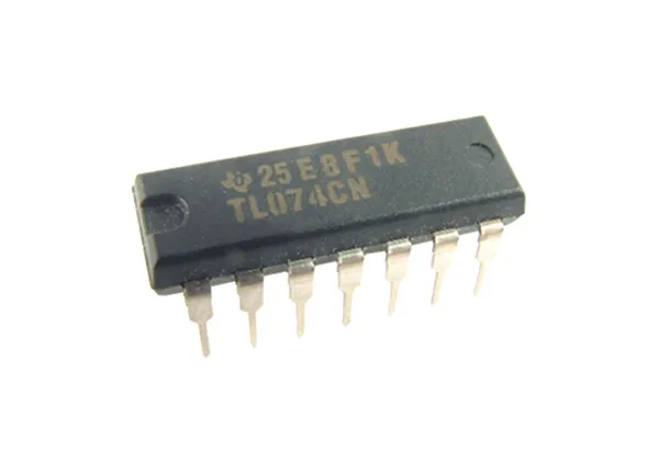 TL074 مضخم عمليات رباعي بمدخلات JFET