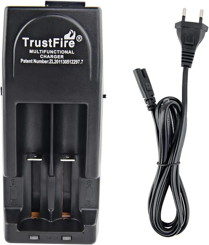 TrustFire TR-001 Dual-Slot Smart Li-ion Charger (EU Cable)