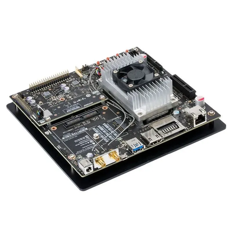مجموعة تطوير NVIDIA Jetson TX2 بمعالج رسومي Pascal