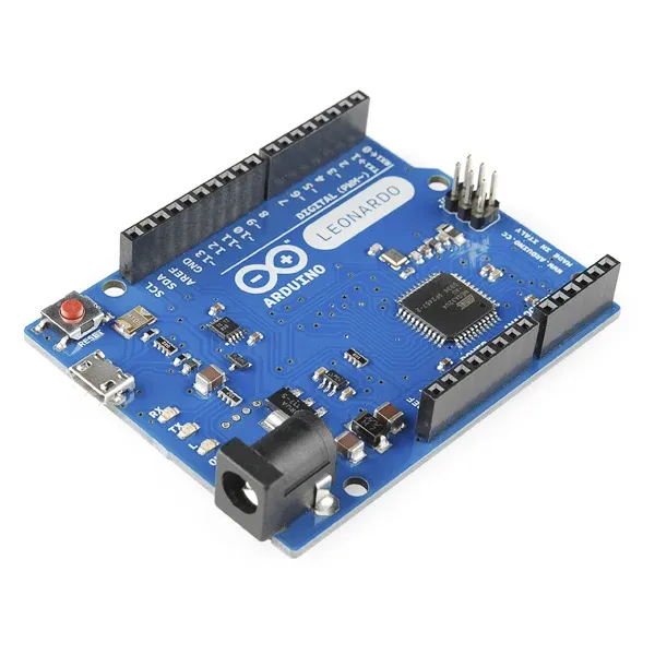 لوحة Arduino Leonardo R3 بمتحكم ATmega32U4