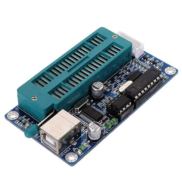مبرمج K150 عبر USB لمتحكمات PIC مع مقبس ZIF بـ 40 طرفاً