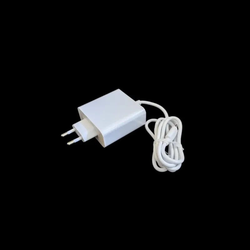 AY65AA-W-EU 65W USB-C PD Adapter White