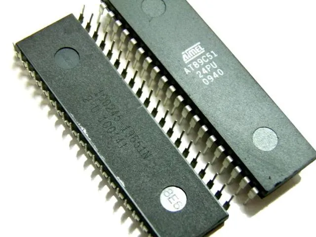 Atmel AT89C51-24PC 8-bit 8051 Microcontroller, 4 KB Flash, 24 MHz