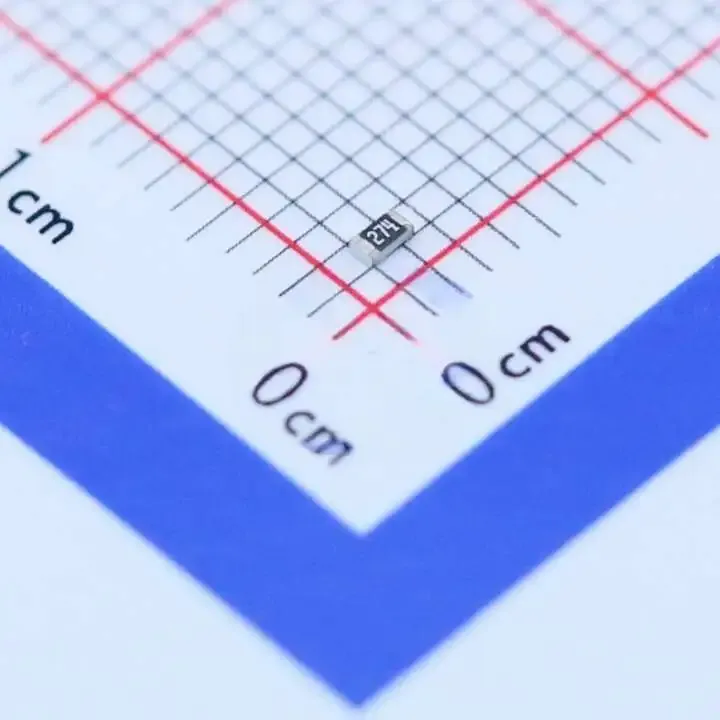 مقاومة SMD مقاس 0603 بقيمة 270kΩ وقدرة 100mW (CR0603JA0274G)