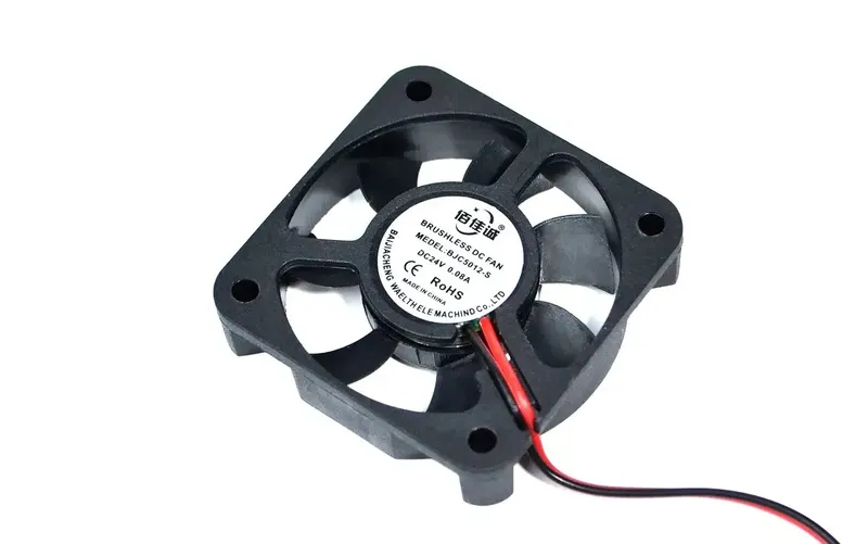 مروحة تبريد DC بدون فرش BJC5012-S ‏24 فولت ‏50×50×12 مم