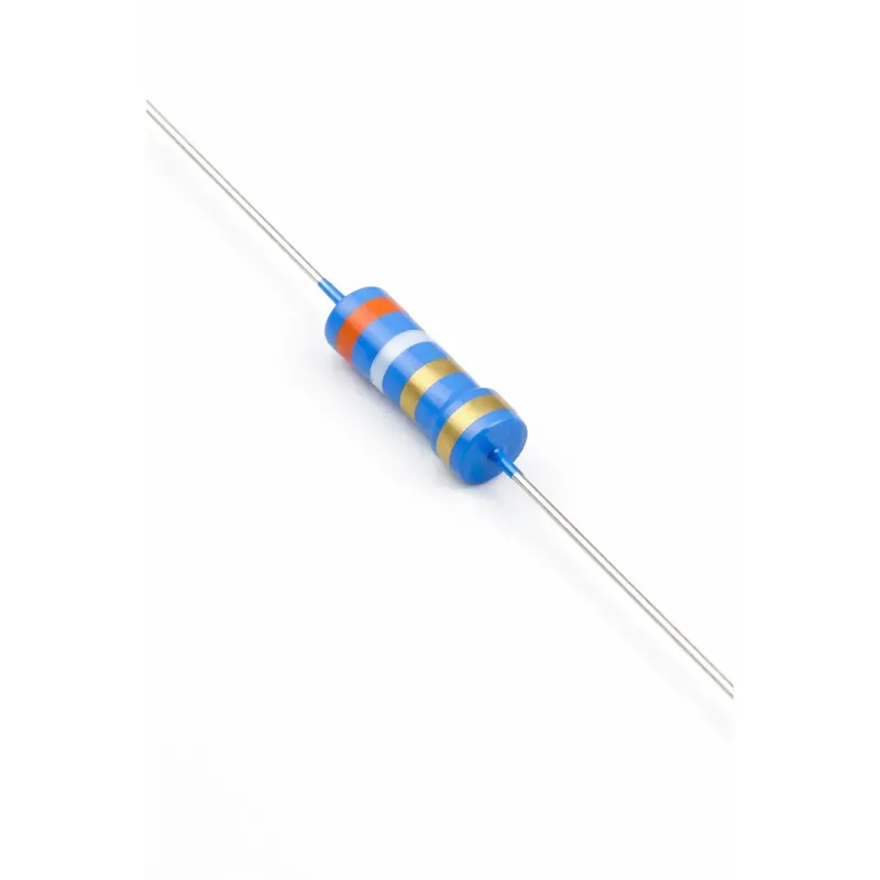Carbon Resistor 3.9Ω 0.5W Through Hole
