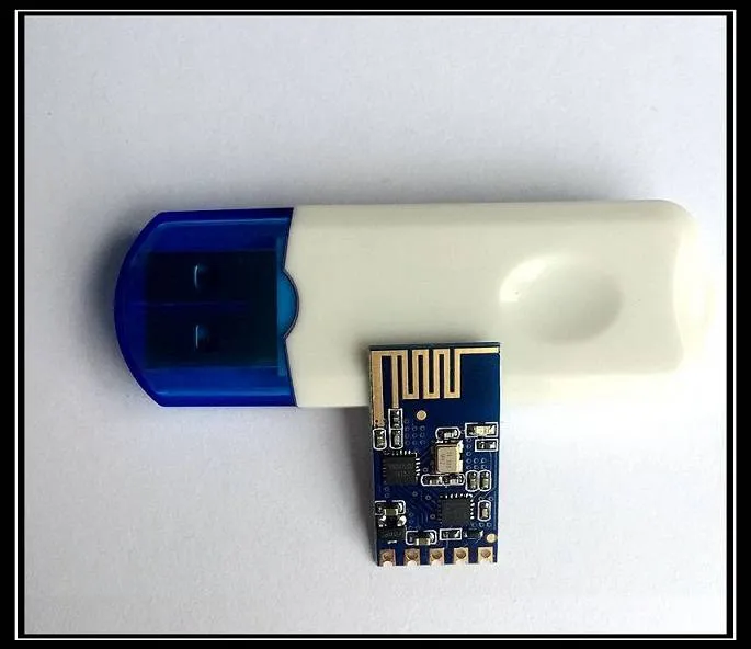 مُنزِّل برمجيات Arduino اللاسلكي عبر USB