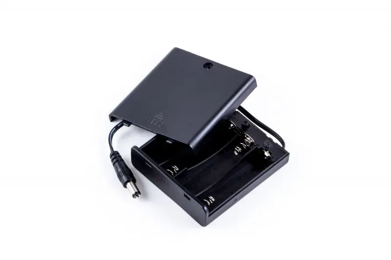 OSEPP 4×AA Battery Holder with 5.5×2.1 mm Barrel Jack, LS-00013