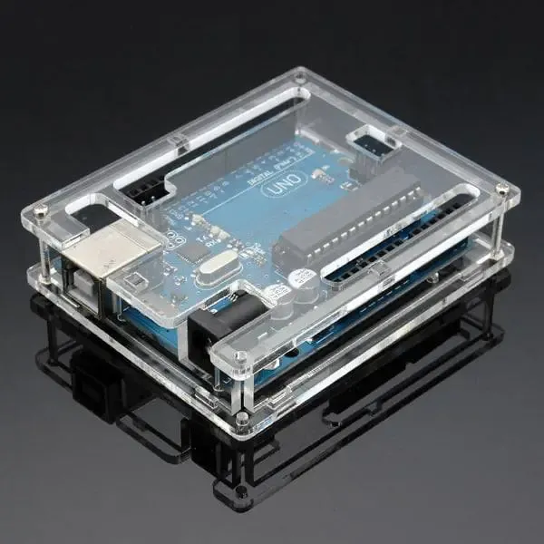 علبة أكريليك شفافة للوحة Arduino UNO R3