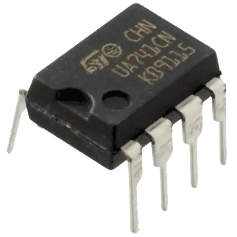 مُضخم عمليات LM741 بغلاف SOIC-8 للتركيب السطحي