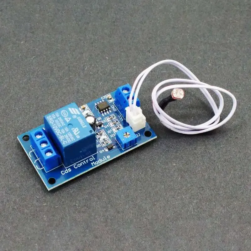 وحدة مرحّل تحكم بالضوء LDR بجهد 12V
