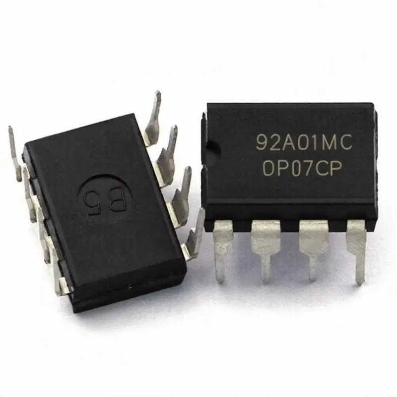مضخم عمليات دقيق OP07CP بغلاف DIP-8