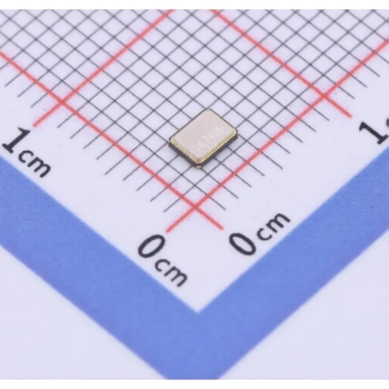 SMD Crystal Oscillator 14.7456 MHz 4-Pin