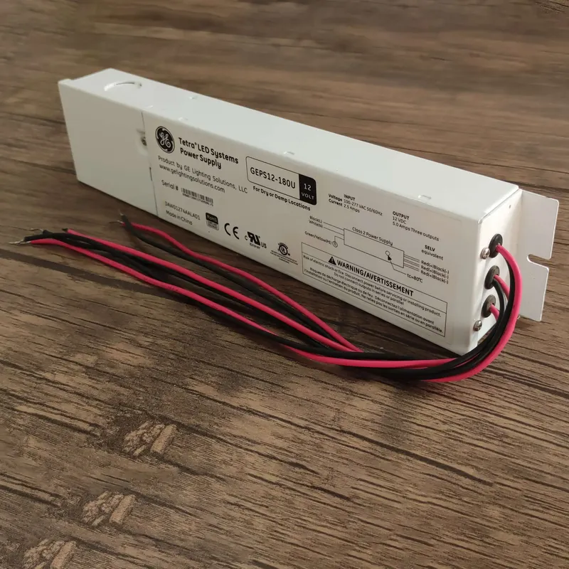 مزود الطاقة GEPS12-180U من GE Tetra LED بجهد 12 فولت تيار مستمر و180 واط و3 قنوات