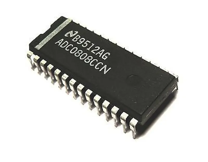 ADC0808 8-bit 8-Channel ADC with Multiplexer (DIP-28)