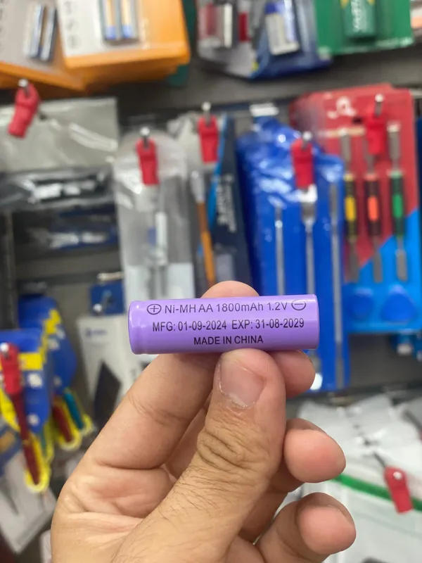 AA Rechargeable NI-MH Battery 1.2V 1800mAh