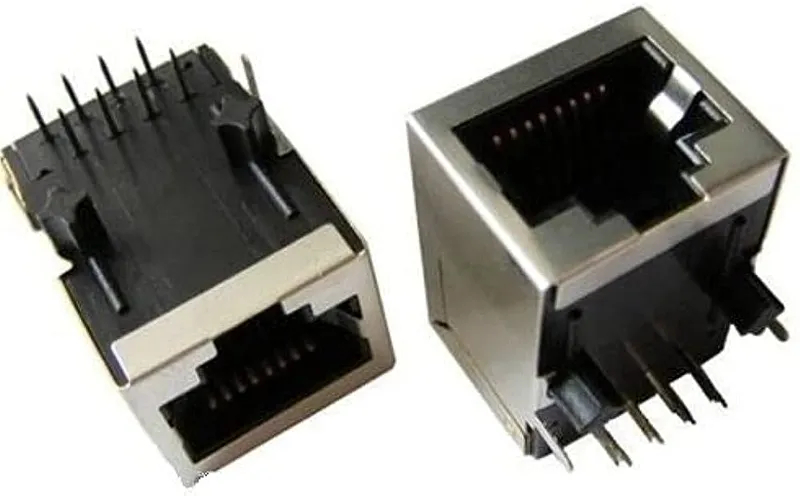 مقبس RJ45 أنثى 8 أطراف للتثبيت على لوحة PCB